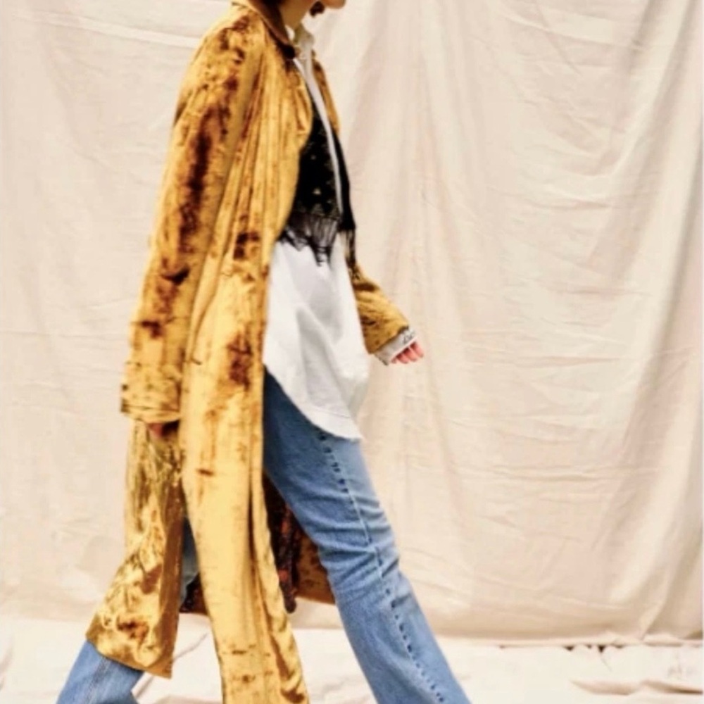 RARE Free People Sienna Gold Crushed Velvet Duster L Worn Once